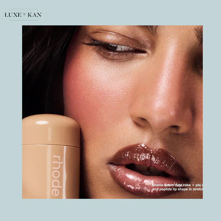 Trendy creamy blusher